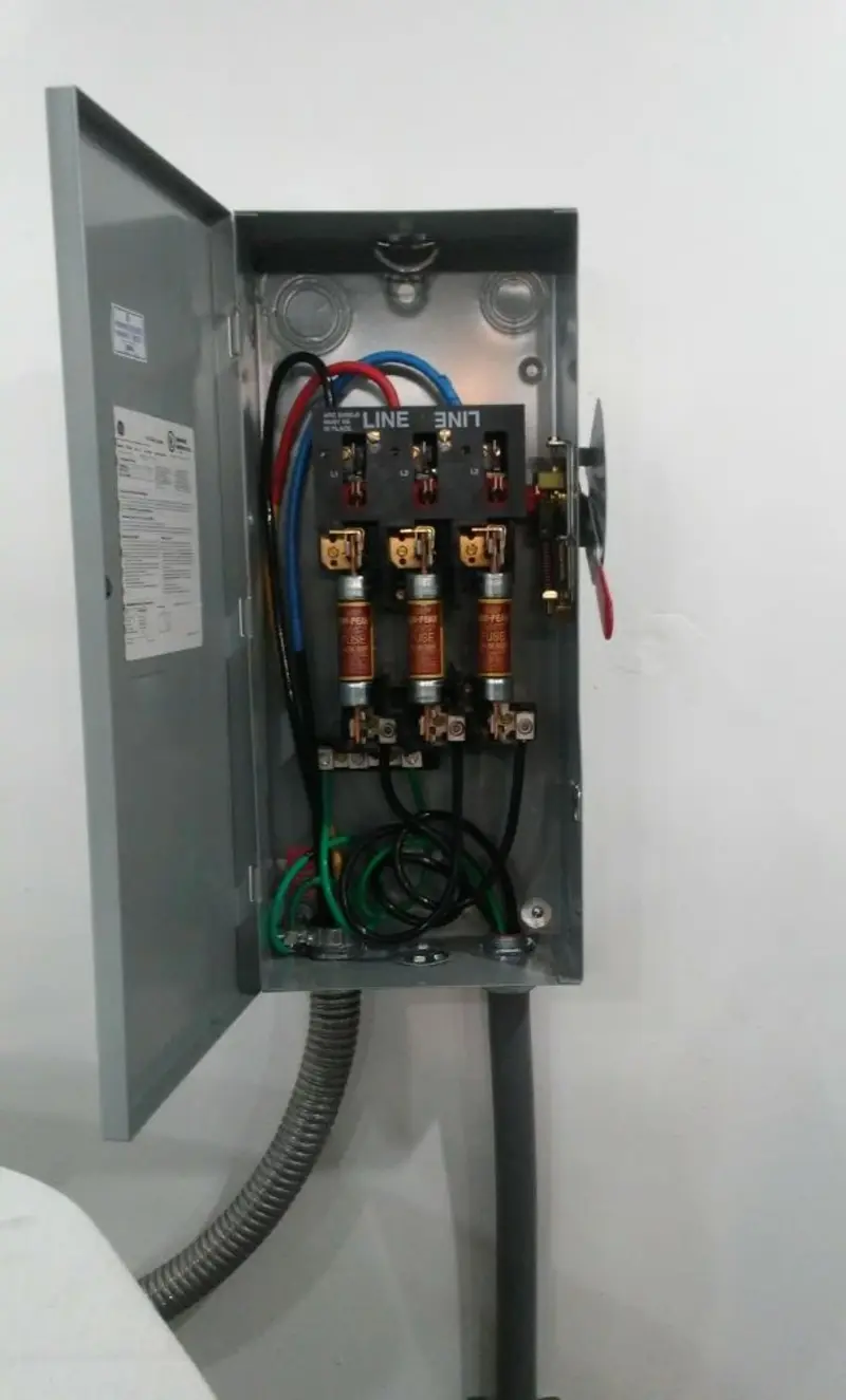 Three-phase disconnect switch installed for Electrical Wiring & Rewiring in Commerce City